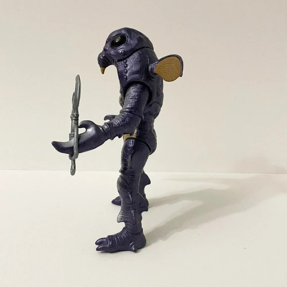 1993 Bandai Mighty Morphin Power Rangers Guitardo Alien Purple Fly Action Figure - Picture 6 of 16